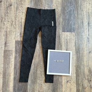 gymshark adapt leggings